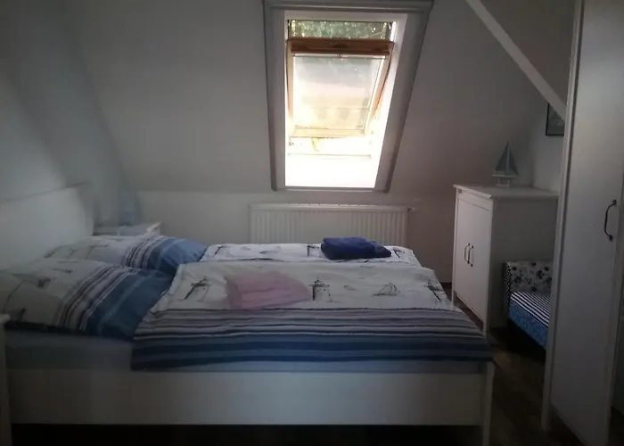 Paula, Kluis Apartment *